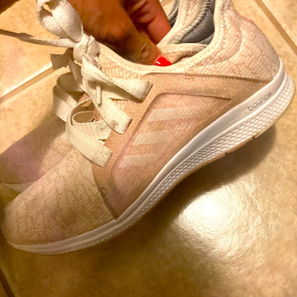 Adidas bounce women’s sneaker